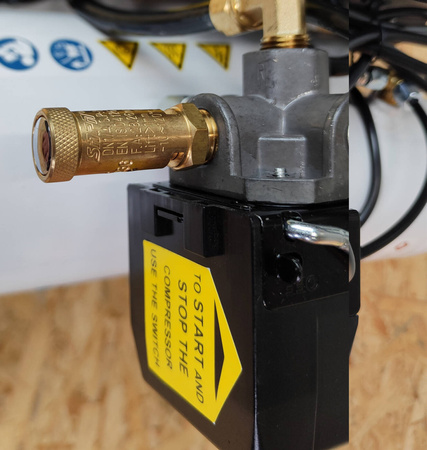 Zestaw-DIY: Kompresor bezolejowy 4PROAIR4S 4litry 8 BAR cichy 58dB + gwoździarka 4PRO2w1 + wąż PA 10m