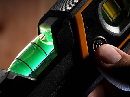 Toughbuilt TB-H2-L-M60-LH-M Poziomica magnetyczna 60 cm z podświetleniem